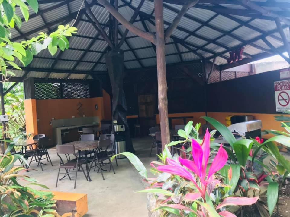 Aunty Arenal Lodge La Fortuna Eksteriør billede