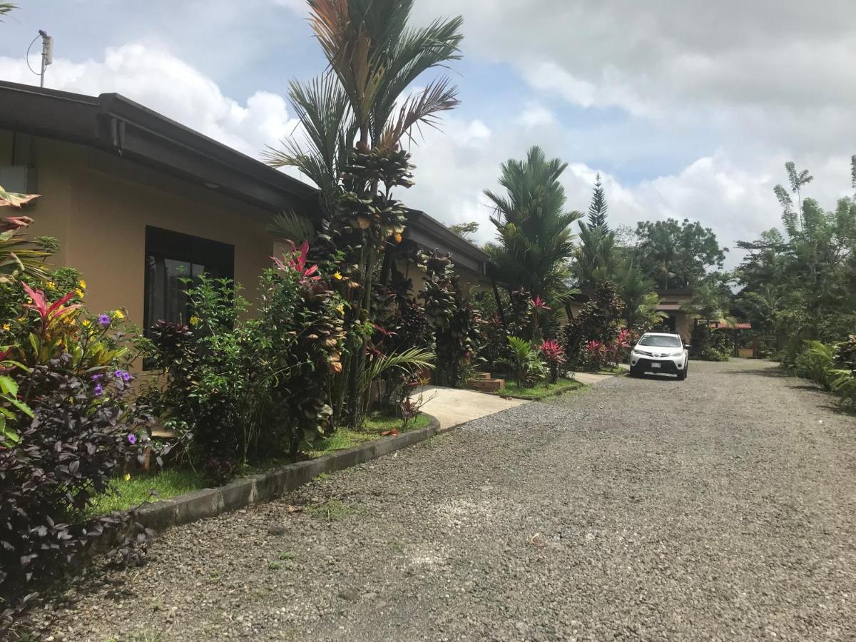 Aunty Arenal Lodge La Fortuna Eksteriør billede