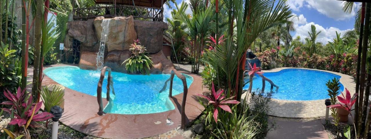 Aunty Arenal Lodge La Fortuna Eksteriør billede