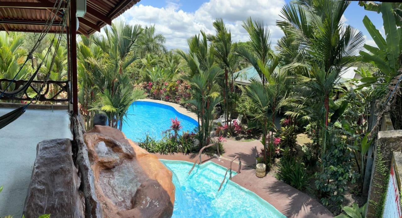 Aunty Arenal Lodge La Fortuna Eksteriør billede