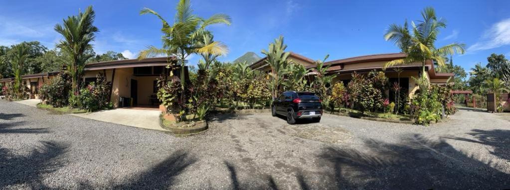 Aunty Arenal Lodge La Fortuna Eksteriør billede