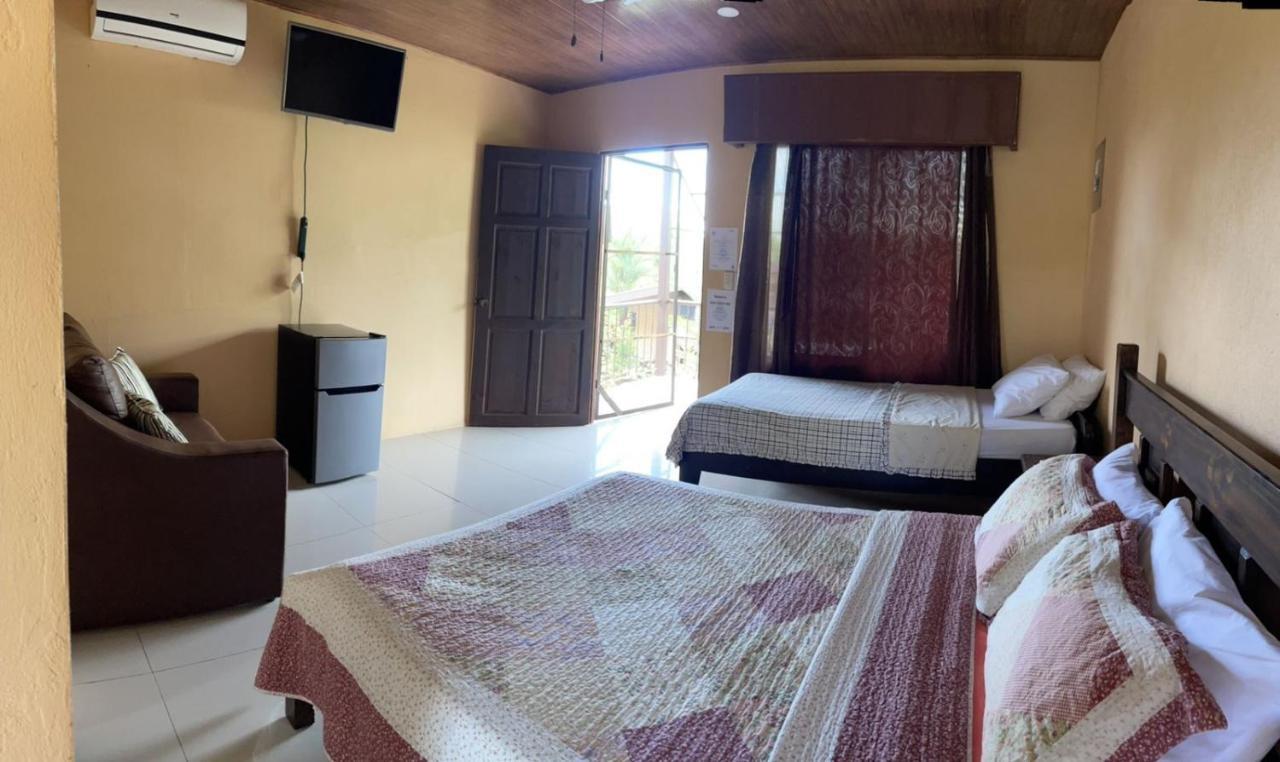 Aunty Arenal Lodge La Fortuna Eksteriør billede