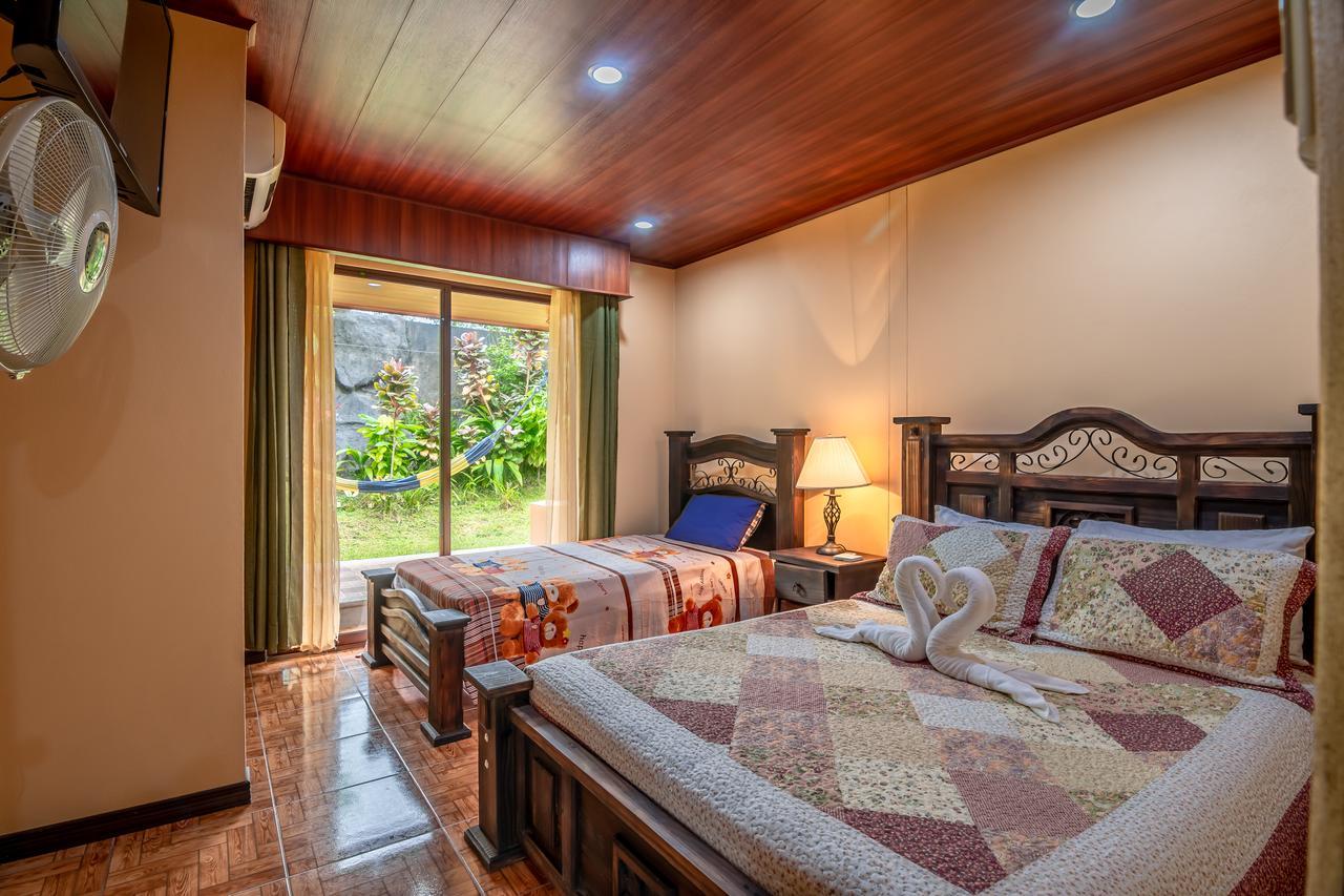 Aunty Arenal Lodge La Fortuna Eksteriør billede