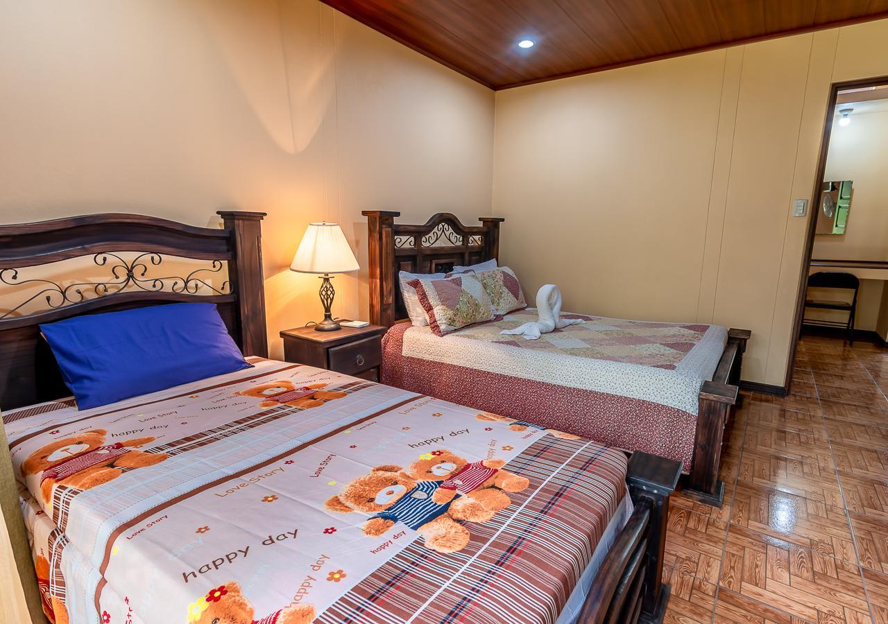 Aunty Arenal Lodge La Fortuna Eksteriør billede