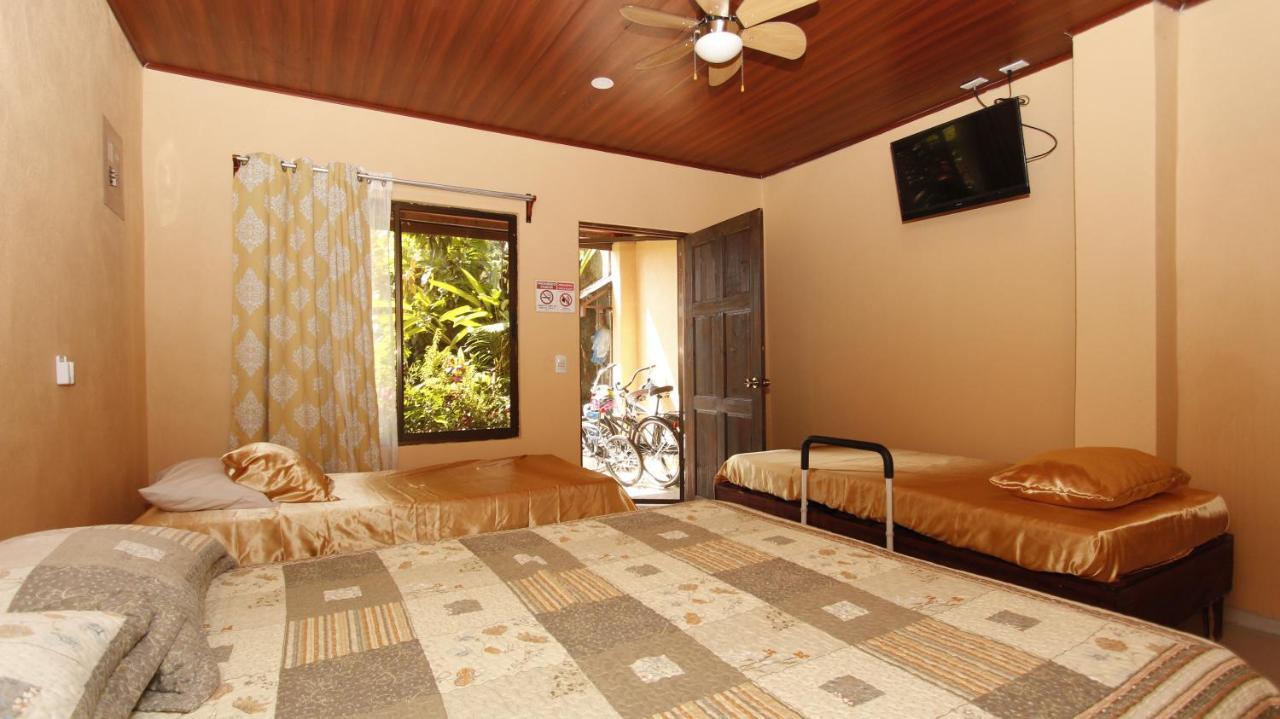 Aunty Arenal Lodge La Fortuna Eksteriør billede